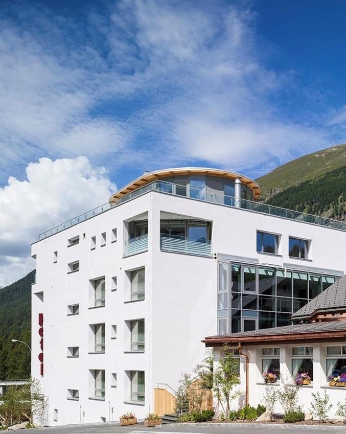 Hotel Station Pontresina Exterior foto